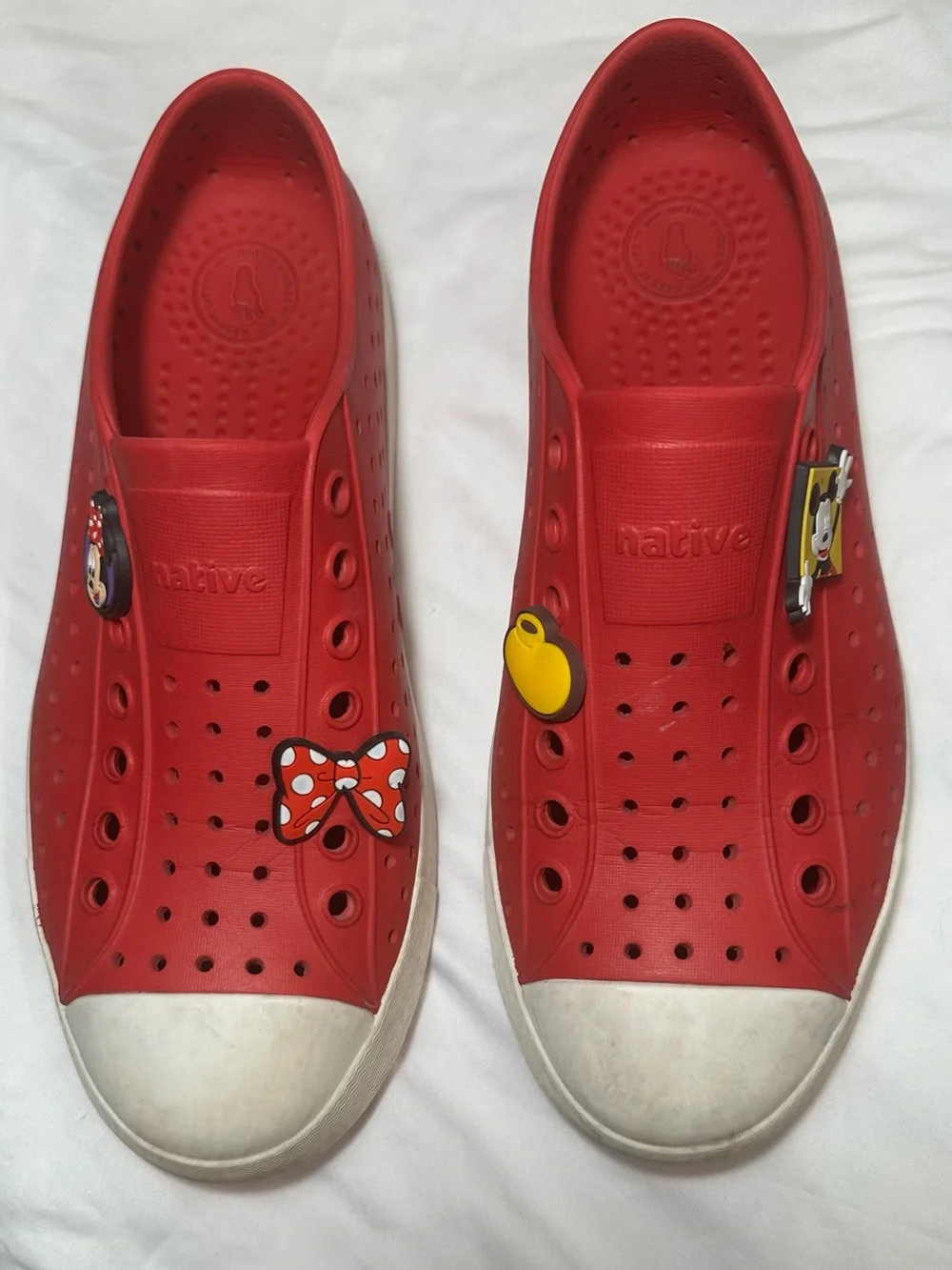 Adult Red Native Jefferson Shoes, women’s size 6/mens 8 PLUS 4 Disney Shoe Charm